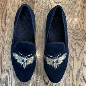 H&M Mens Black Loafers with Gold Moth Embroidered Design. Size 10